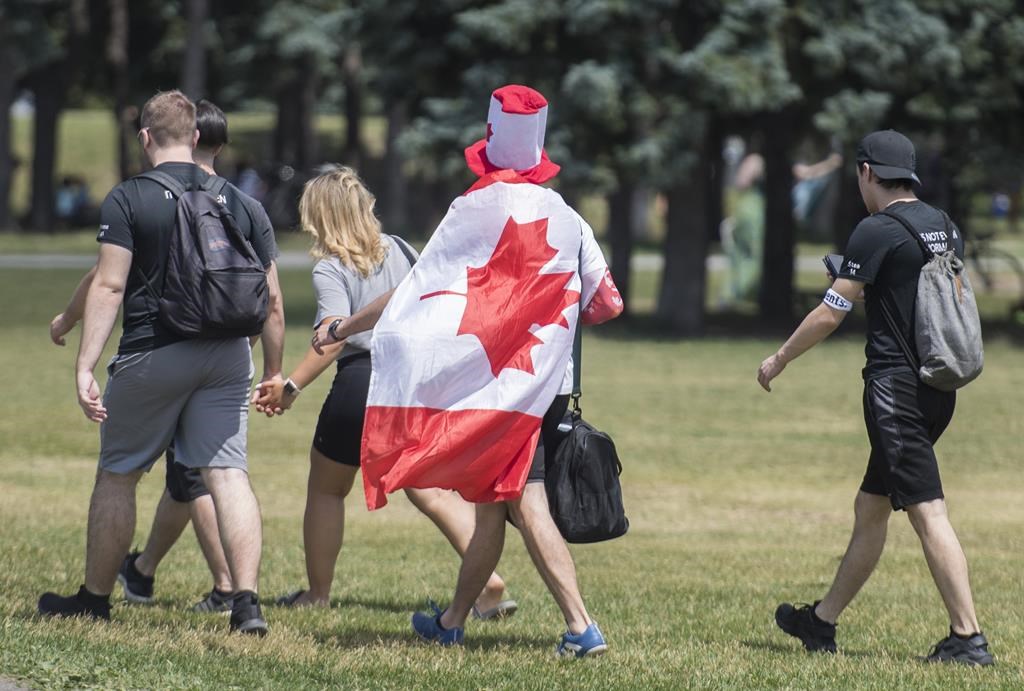Fête du Canada: la hausse des coûts cause l’annulation de défilés