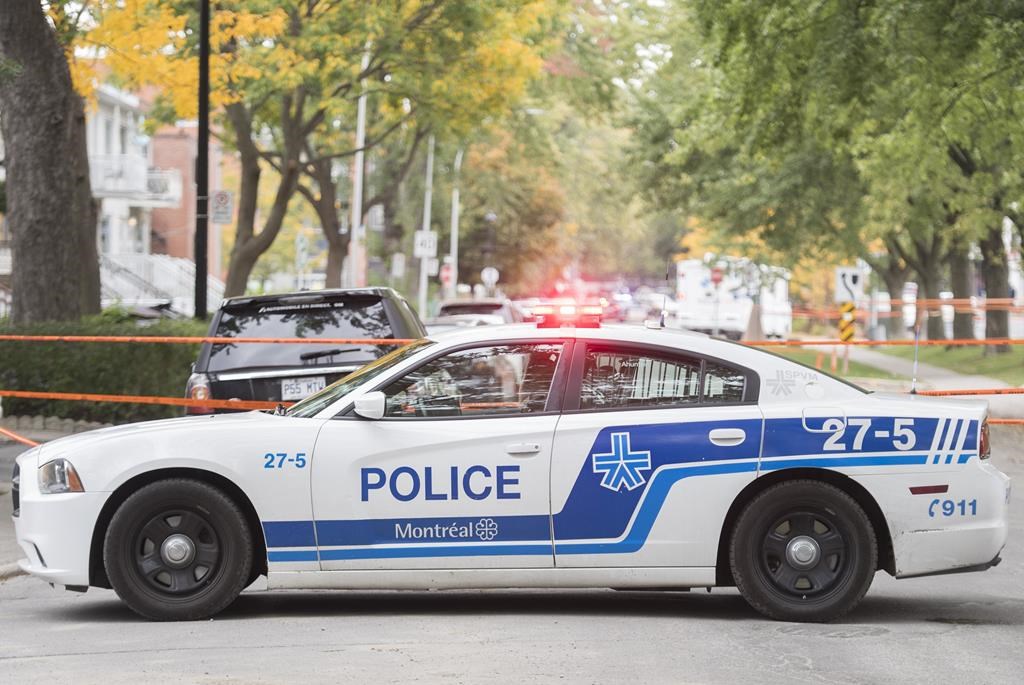 Un homme de 22 ans atteint par balles dans un parc de Montréal-Nord en plein jour