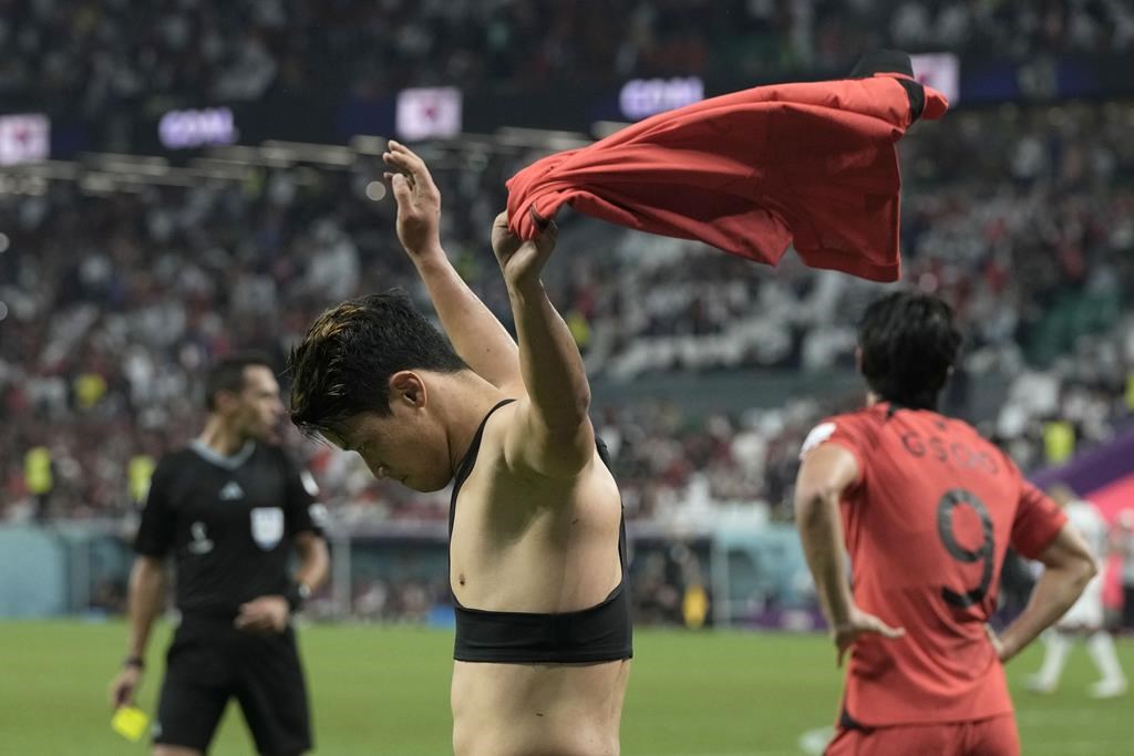 South Korea shocked Portugal and reached the next round in Qatar