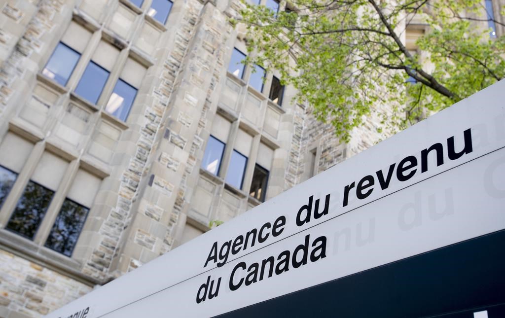 Agence du revenu du Canada: plainte d’un syndicat contre le retour forcé au bureau