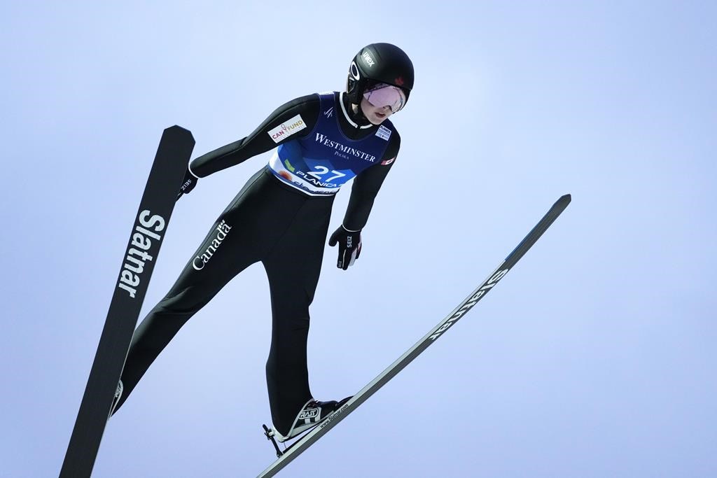La Canadienne Alexandria Loutitt est championne du monde de saut à skis