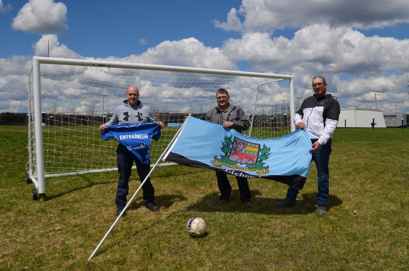 Nouveau terrain de soccer à LacEtchemin La Voix du Sud